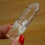 Punta Pulida Pequeña de Cuarzo Cristal · Claridad · Energía · Armonía