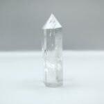 Punta Pulida Pequeña de Cuarzo Cristal · Claridad · Energía · Armonía - Imagen 3