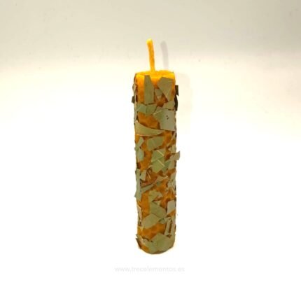 Vela ritual de cera de abeja con laurel para prosperidad