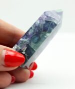 Fluorita natural en punta de 6–7 cm pieza única