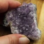 Drusa de Amatista Pequeña en mineral natural