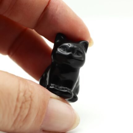 Gatito de Obsidiana Negra tallado y pulido