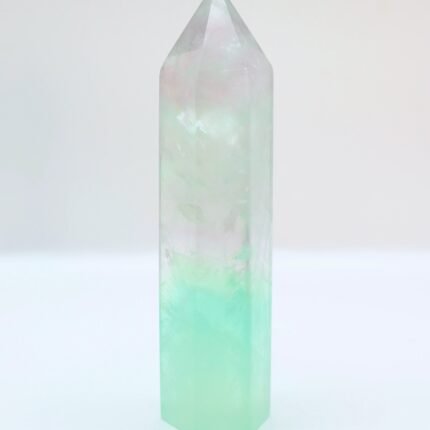 Punta de fluorita natural de 7 a 8 cm