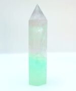 Punta de fluorita natural pulida Trece Elementos