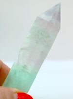 Punta de fluorita natural 7–8 cm pieza única