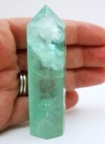 Punta de fluorita verde para meditación y armonía