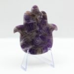 Amatista natural tallada en forma de Mano de Fátima